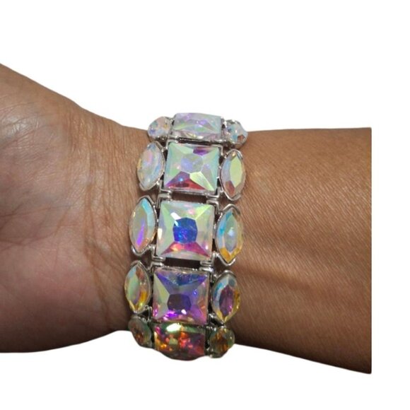 Multi-Color Chunky Rhinestone Bracelet - Picture 4 of 4